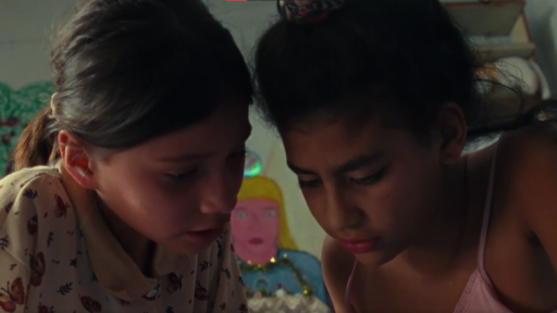 Un cuento navideño inspiró la icónica película 'La vendedora de rosas', ¿de cuál se trata?