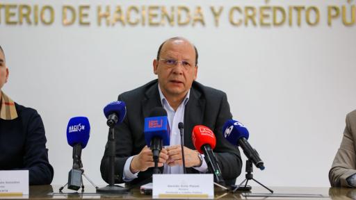 Ministro de Hacienda abandona la junta del Banco de la República ante el alza de la tasa de interés