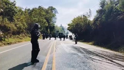 Disturbios en la vía Panamericana Popayán Cali 21 de agosto