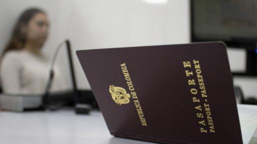 Decisión Pasaportes Colombia Thomas Greg
