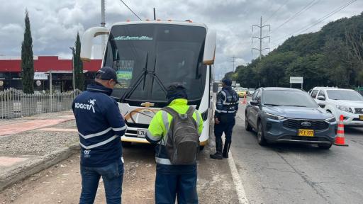 Pico y placa Bogotá HOY: 10 al 14 de noviembre 2025
