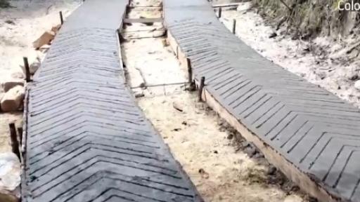 Construcción de placa huella en Mesetas Meta