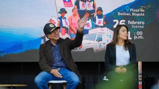 Presidente Petro anuncia que Drogas La Rebaja se convertirán en puntos de salud y dispensación de medicamentos