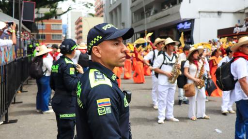 Primero la vida: Policía solo podrá disparar para proteger a las personas, no a bienes materiales