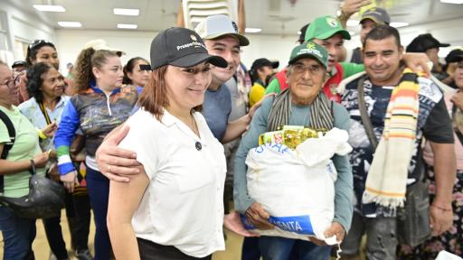 Gobierno entrega ayudas humanitarias en Guaviare por emergencia invernal