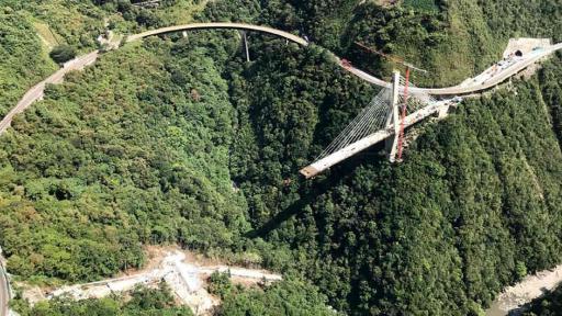 Los dos megaproyectos de infraestructura fallidos de Sarmiento Angulo en Colombia