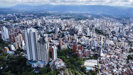 Pico y placa Área Metropolitana Bucaramanga: 26 a 30 agosto 2024 