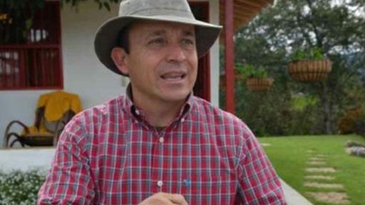 Condena Santiago Uribe Vélez