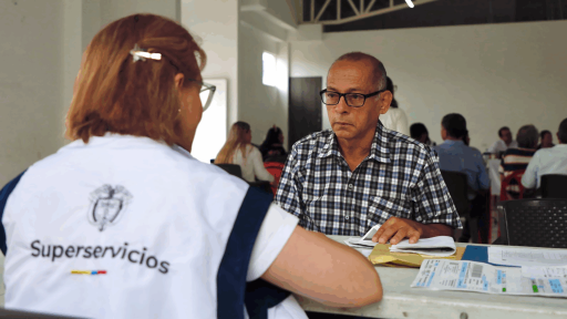 Gustavo Petro celebra: Alcanos compensará a usuarios por cobros indebidos 