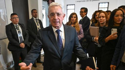 Álvaro Uribe Vélez: Víctimas piden audiencia pública a Justicia Argentina