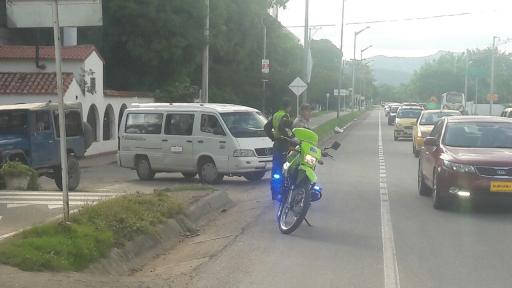 Desbloquea la vía Bogotá a Girardot