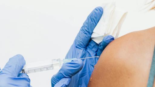 Viajes en Semana Santa: MinSalud advierte sobre fiebre amarilla y sarampión