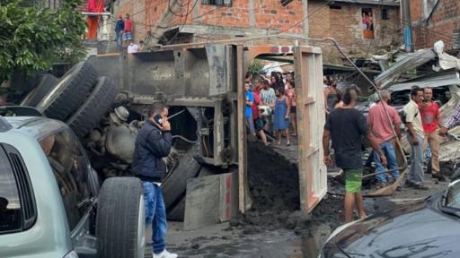 Dos policías murieron en accidente en la vía Pereira – Cartago