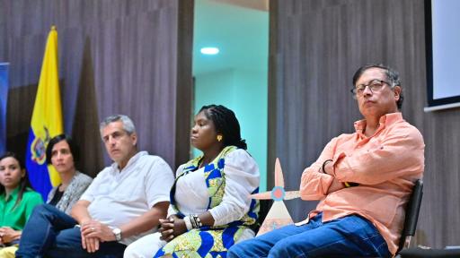 Balance Gobierno en La Guajira: Tierras, transición energética y máscaras Kogui