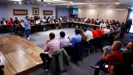 Paro de camiones: piden salida negociada sectores políticos