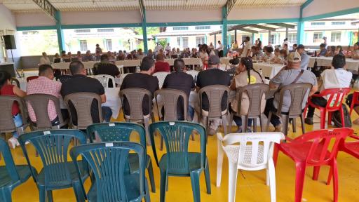 Nueva reunión Caquetá Gobierno y Emc