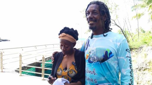 Armada rescató dos personas en altamar