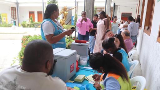 Semana de vacunación gratuita y puerta a puerta en Buenaventura