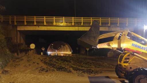 Cierre total vía al Llano HOY viernes 11 julio 2025 