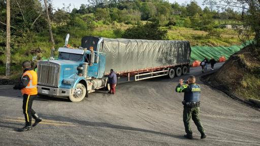Vía Bogotá-Villavicencio estado HOY: Rutas alternas servicio público y particulares