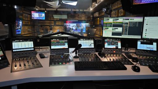 RTVC noticias, Señal Colombia y Radio Nacional de Colombia, líderes de opinión 2025