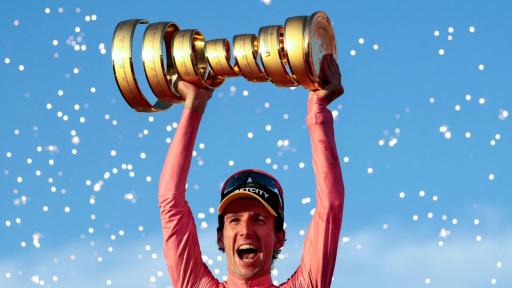 Simon Yates conquistó el Giro de Italia 2025