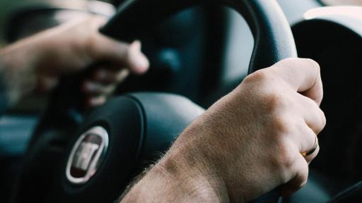 Cómo renovar la licencia de conducción | precios y fechas