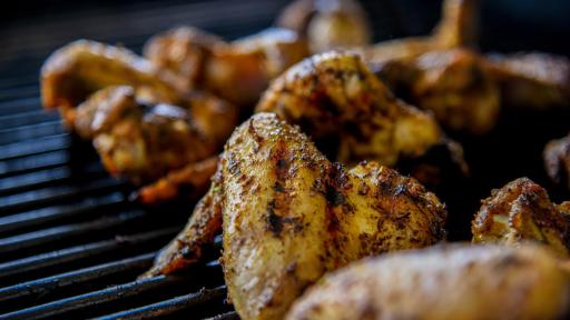 Día Internacional de las Alitas de Pollo | Asaderos emblemáticos de Bogotá