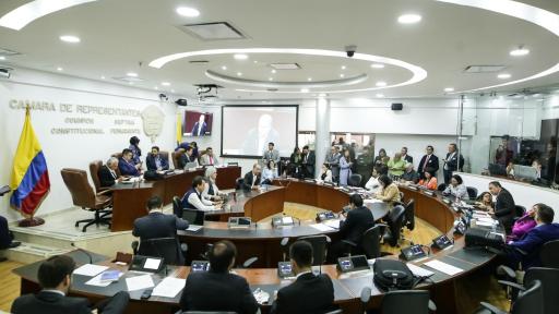 Comisión Séptima de la Cámara aprueba reforma a la salud en primer debate
