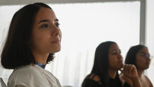 Participación y contribución de los jóvenes para la toma de decisiones