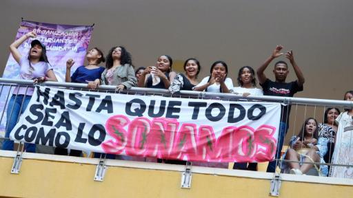 Educación superior en colombia: casi un millón de estudiantes beneficiados