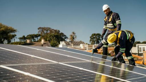 Bahía Málaga: energía solar
