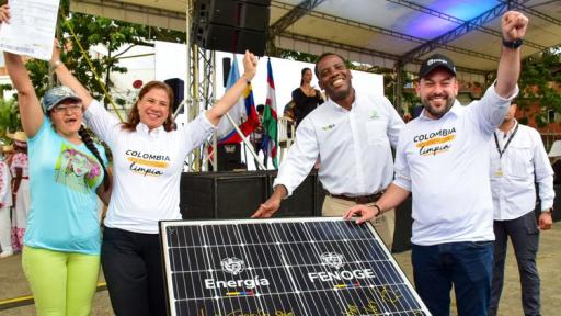 Paneles solares en Cali para familias vulnerables