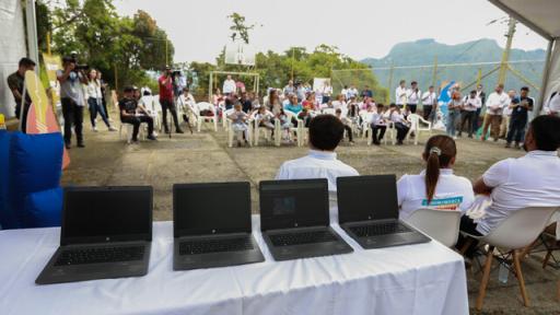 Donación de una 'Escuela Digital' en La Guajira: MINTIC y Embajada de Emiratos Árabes lo hacen posible