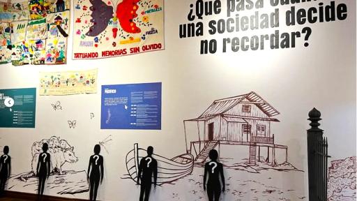 Exposición sobre el conflicto armado en Colombia