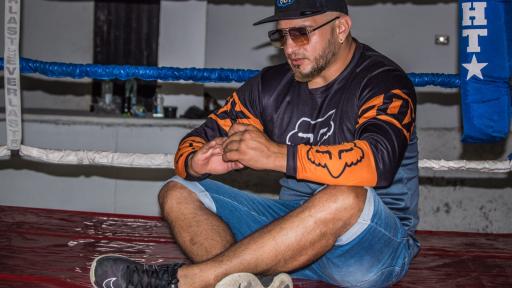 ¡No se rinde! Esta es la historia de Fernando Flórez, un boxeador surgido en Florida, Valle