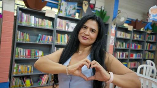Docente en Medellín convierte biblioteca escolar en espacio emocional