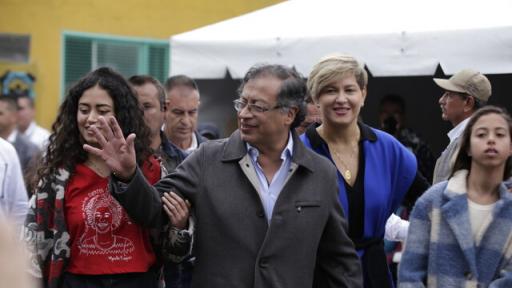 Gustavo Petro ya votó 