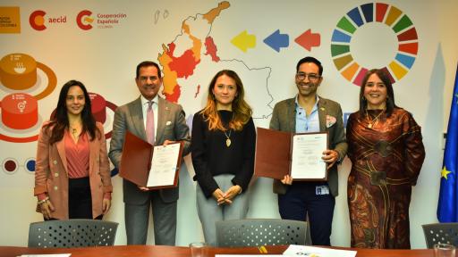 ¡ICETEX abre convocatoria para colombianos  de poblaciones indígenas, afros y mujeres rurales!