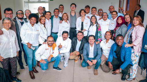 Profesores de Colombia tendrán incremento salarial mayor a los funcionarios públicos