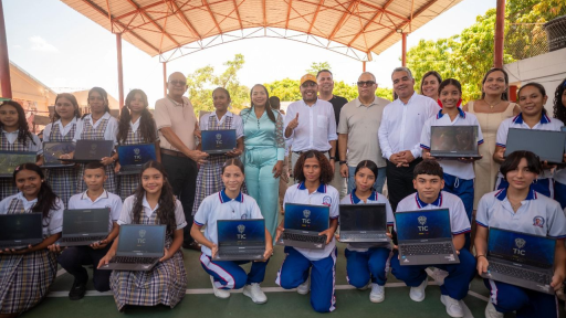 MinTIC invierte $46.000 millones en conectividad, educación digital y entrega de computadores en Atlántico