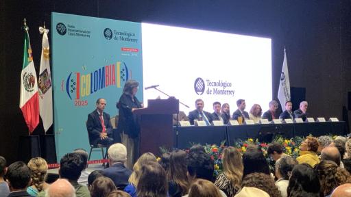 Laura Restrepo inauguró la Feria del Libro de Monterrey con un llamado contra el genocidio en Gaza y la crisis ambiental
