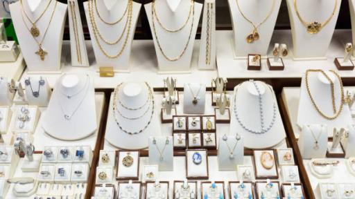 DIAN subasta joyas, metales preciosos y carros decomisados: fechas, requisitos y cómo participar