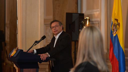 Presidente Petro posesionó a la magistrada Elizabeth Becerra y le hace un llamado al diálogo