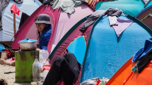 Migrantes en Necoclí serán trasladados a albergues