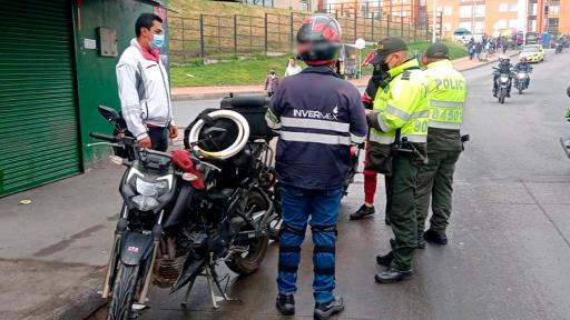Motociclistas protestaron por prohibición de parrillero en Bogotá