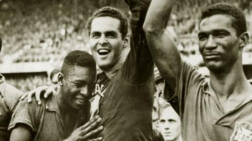 Pelé brilla en Suecia 1958 y da a Brasil su primer Mundial