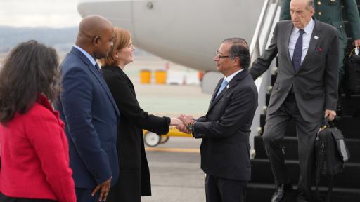 Presidente Petro llega a San Francisco para participar en APEC