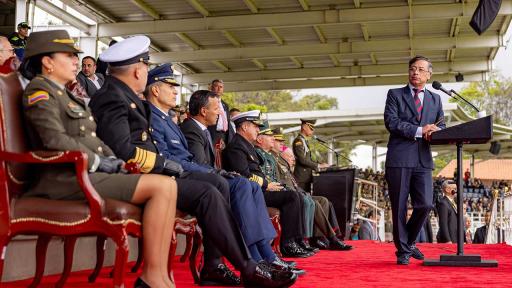 Gustavo Petro desmiente unión de ejércitos con Venezuela