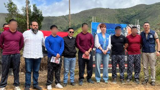 ELN libera a cinco policías secuestrados en la vía Cúcuta–Tibú